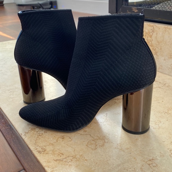 Zara Shoes - Zara booties with metallic silver heels, size 36